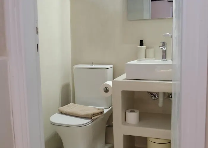 Cycladic Charm Naousa (Paros)