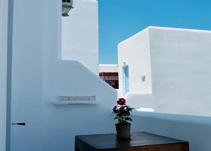 Hotel Cycladic Charm *