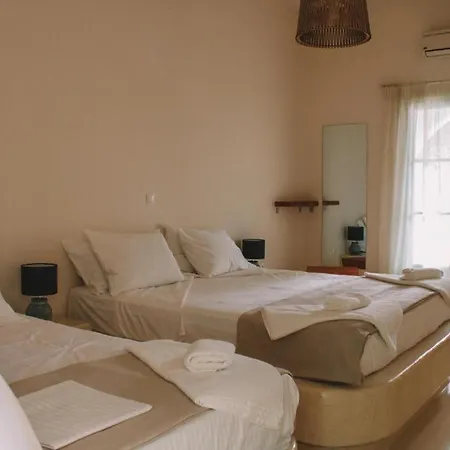 Cycladic Charm *