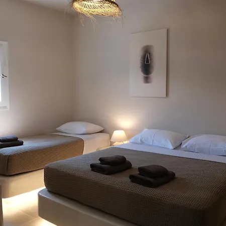 Cycladic Charm Отель