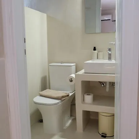 Cycladic Charm Náoussa