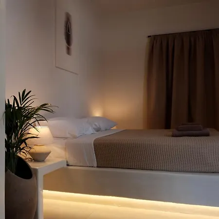 Cycladic Charm *