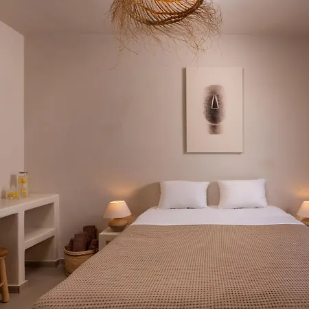 Cycladic Charm Hotel *