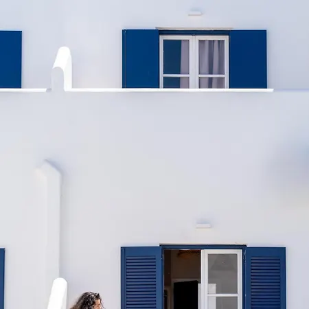 Cycladic Charm Náoussa
