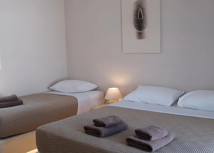 Cycladic Charm * Naousa