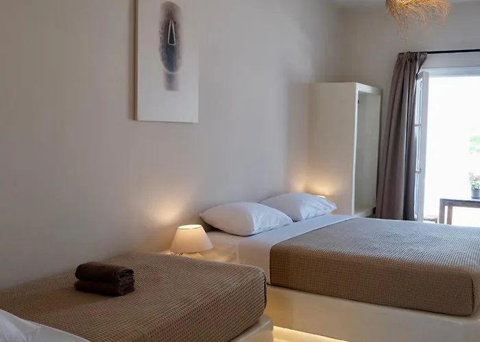 Cycladic Charm * Naousa